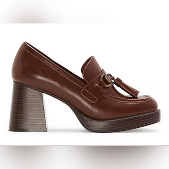 NWT a.n.a A New Approach Chunky Heels,  Size 5.5 - Picture 2 of 14